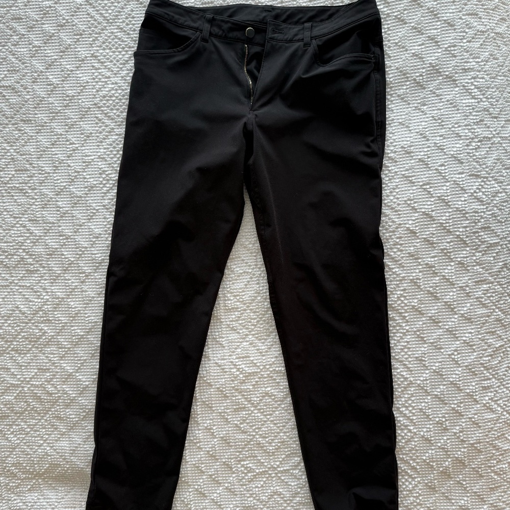 Lululemon Black ABC Pants 30/30